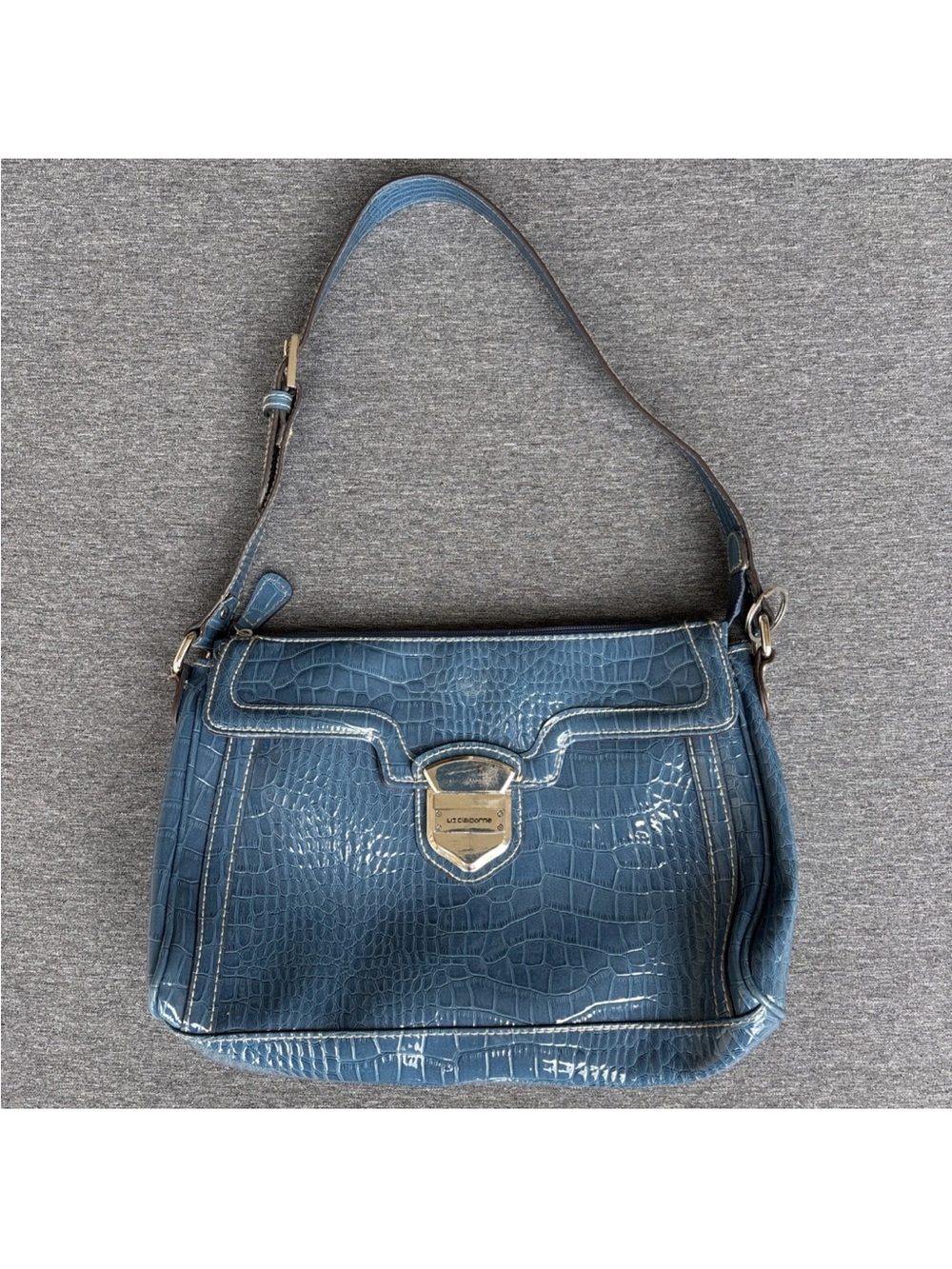 Liz Claiborne CUTE Blue Patent Leather Purse Handbag Med Large Adjustable Strap